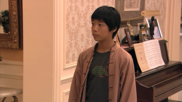 File:2x03 Annyong.png