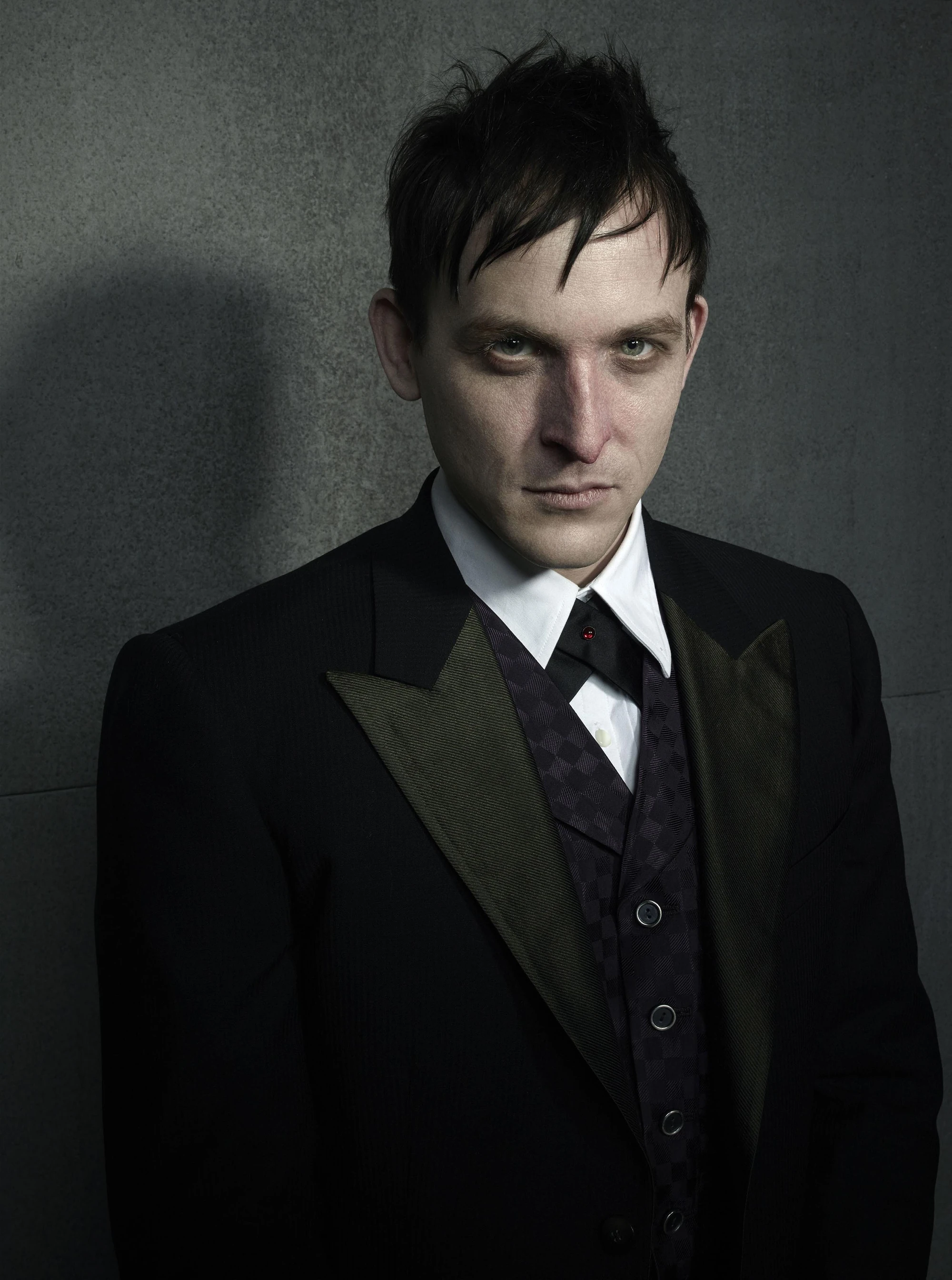 The Penguin (Robin Lord Taylor) | Batman Wiki | Fandom powered by Wikia