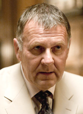 tom wilkinson detective carmine falcone tom wilkinson batman wiki fandom tom wilkinson detective carmine falcone tom wilkinson batman wiki fandom