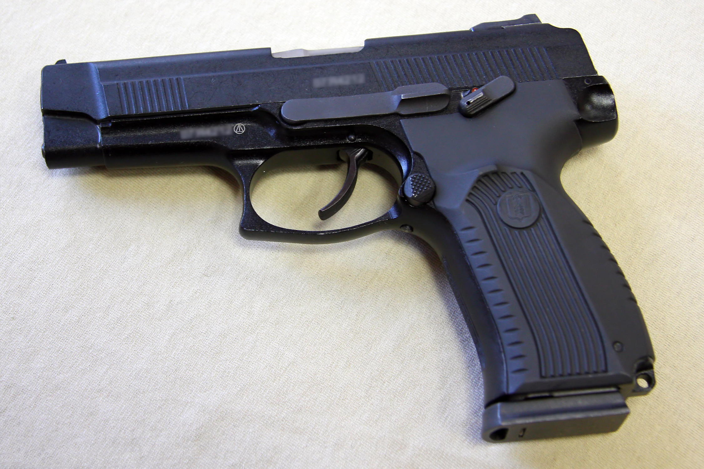 La Russie présente le pistolet Kalashnikov PL-14 - Page 2 Latest?cb=20130428013603
