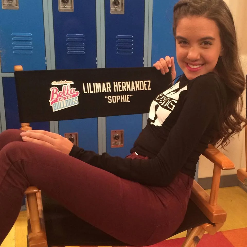 Image Sophie cheers bb.jpg Bella and the Bulldogs Wiki FANDOM