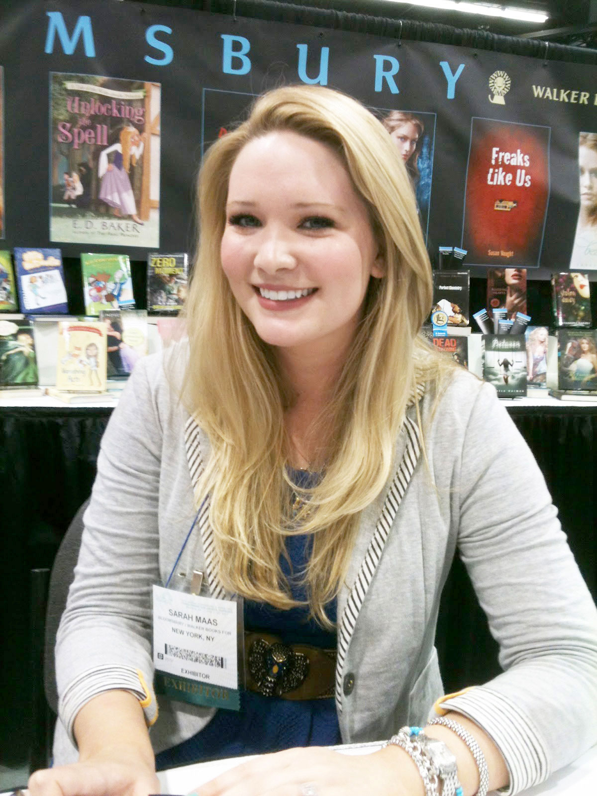 User blogAsnow89/Sarah J. Maas Interview Books Hub Fandom powered