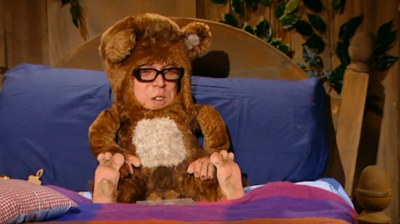 http://vignette4.wikia.nocookie.net/boselecta/images/2/23/The_Bear-Bo_Selecta-Bedtime_with_the_Bear.png/revision/latest?cb=20111226081112