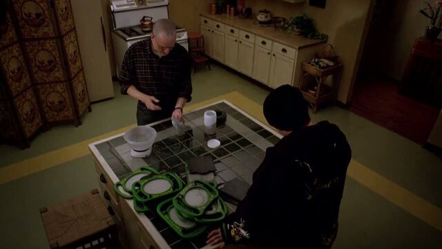 File:1x07 - Making thermite.jpg