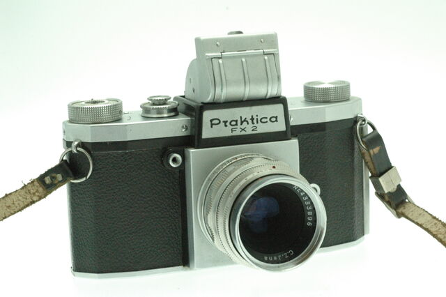 File:Praktica fx2.jpg