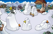 Festival of Snow 2015 construction Snow Forts.png (415 KB) Festival of Snow 2015 construction Snow Forts