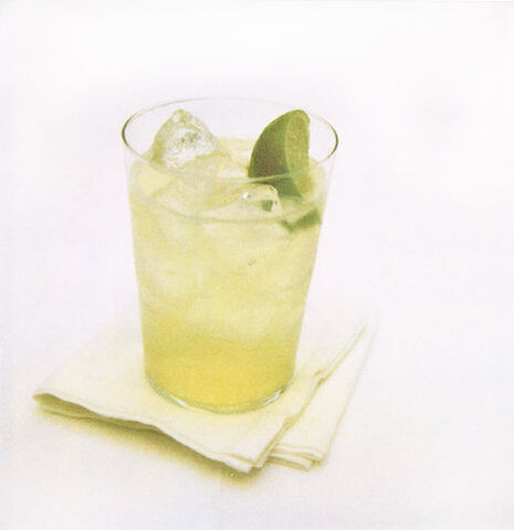 File:Gin-n-ginger.jpg