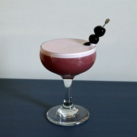 File:Fwx-cassis-cocktail-3.jpg