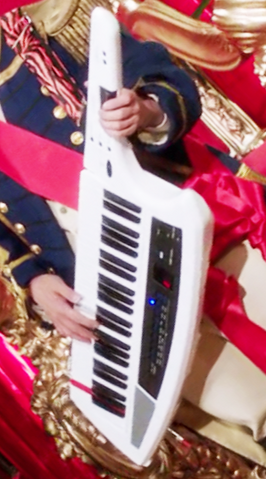 File:Chang's Keytar2.png