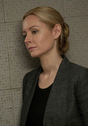 Megan Lynne Dodds as Christine Whitney (CSI – Episódio 08.12, 'Brooklyn 'til I die' e outros) 0
