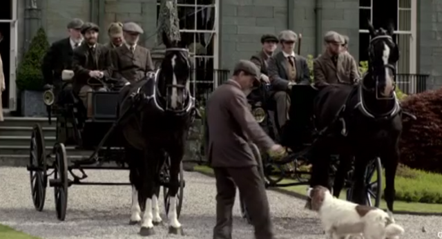 File:TwoCarriagesS3E9.png