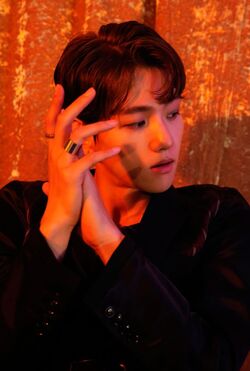 BAEKHYUN.jpg