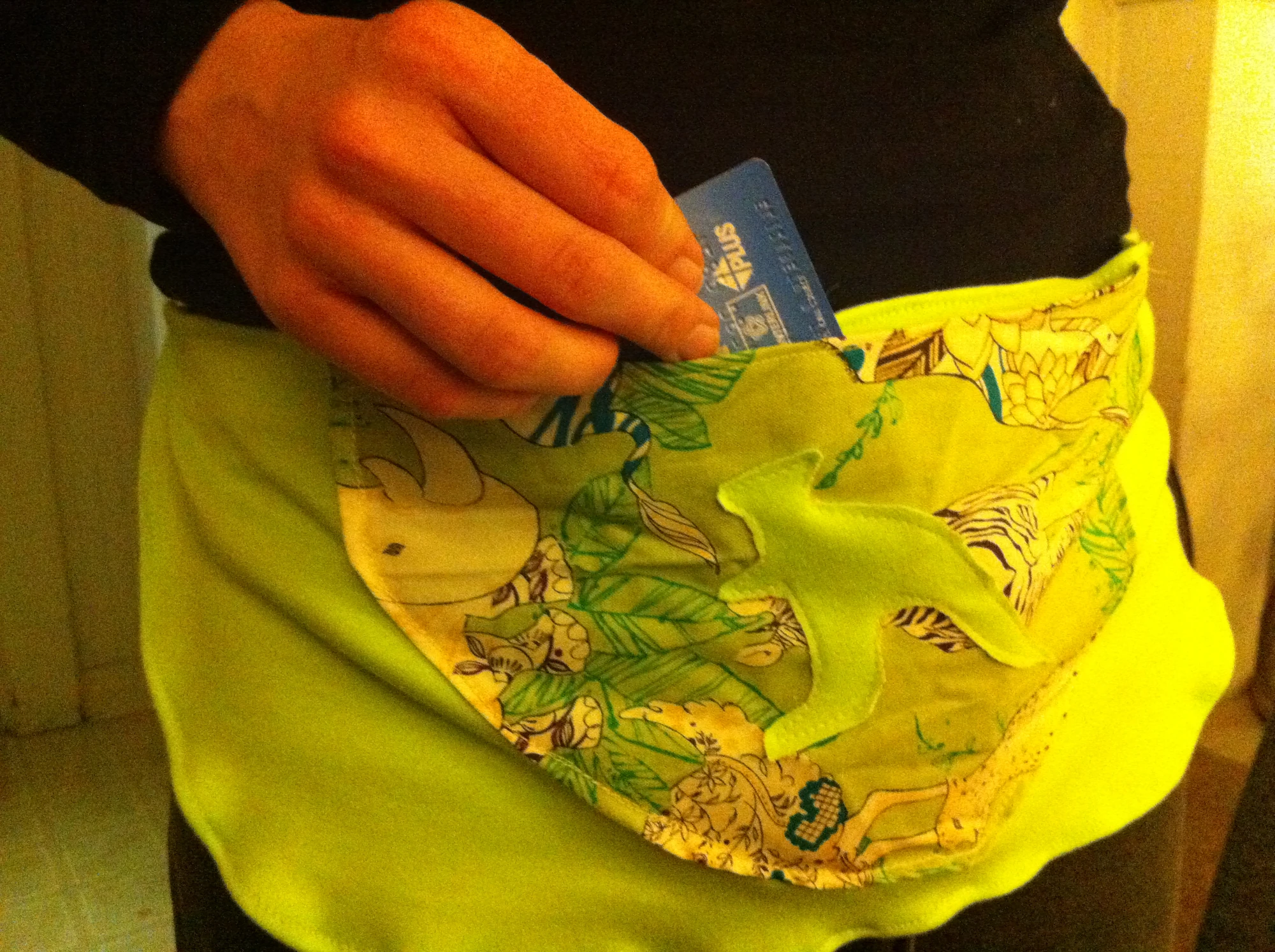 Kangaroo Pouch fanny pack Easy Crafts Wiki Fandom powered by Wikia