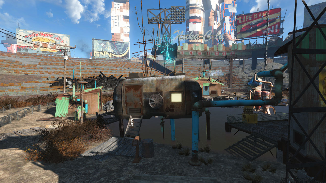 diamond city radio voice