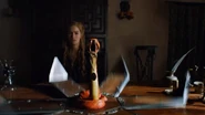 Sand Snakes send Cersei Myrcella's lion pendant.png (758 КБ) Sand Snakes send Cersei Myrcella's lion pendant
