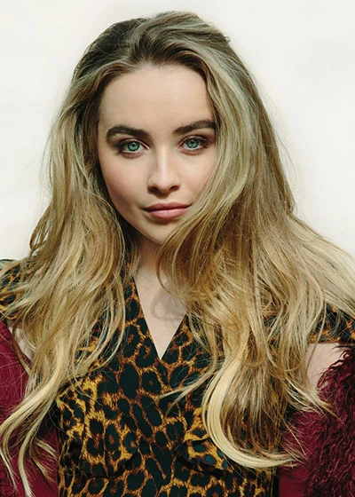 Ava Kolker desktop Wallpapers