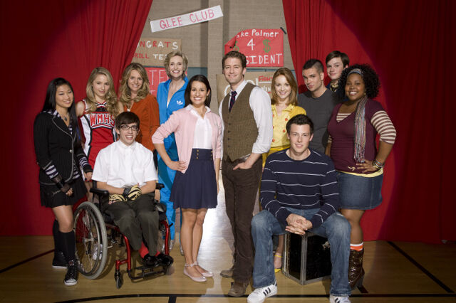 File:Glee Club Main Cast.jpg