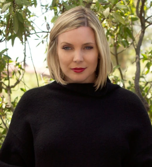 Brianna Hanson Grace and Frankie Wikia FANDOM powered by Wikia