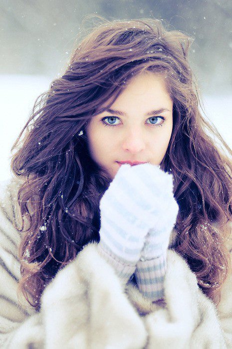 Girl with brown hair and blue eyes Simply matchless girl with brown hair and blue eyes