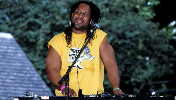 DJ Kool Herc, Penemu Musik Hip Hop yang Terlupakan - KINCIR.com