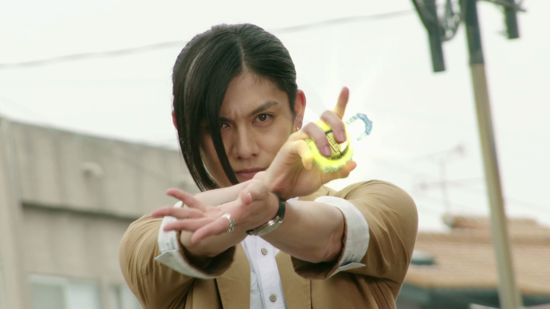 Sengoku Ryoma http://vignette4.wikia.nocookie.net/kamenrider/images/5/5d/Ryoma_Current.png/revision/latest?cb=20150508121256