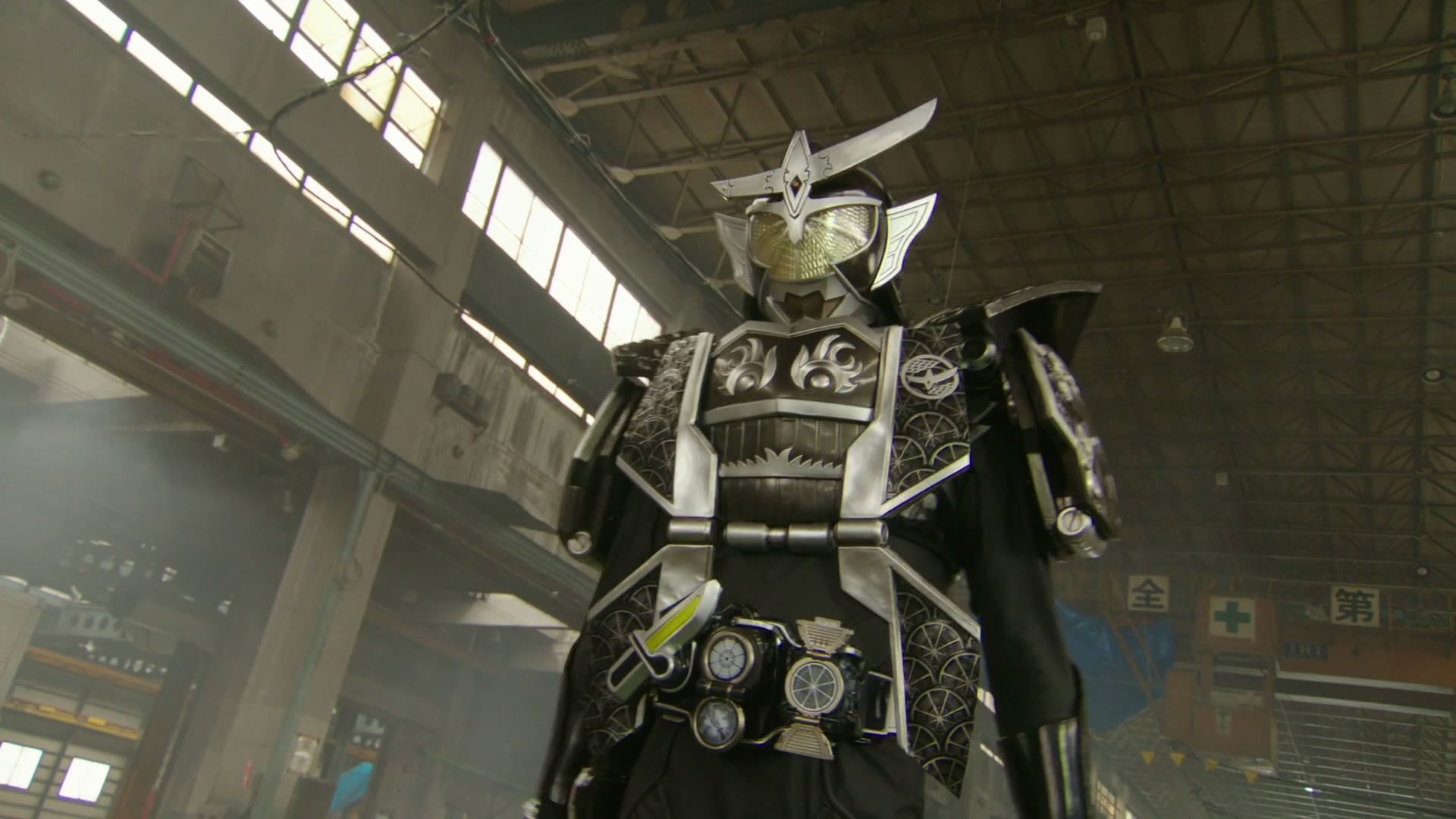Kamen Rider Gaim Yami http://vignette4.wikia.nocookie.net/kamenriderfanfiction/images/4/45/Gaim-YamiTab.jpg/revision/latest?cb=20150529011001
