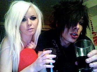 Is kerli dating vespertine