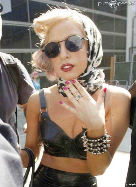 8-24-09_Leaving_the_Lax_Airport_in_Los_A