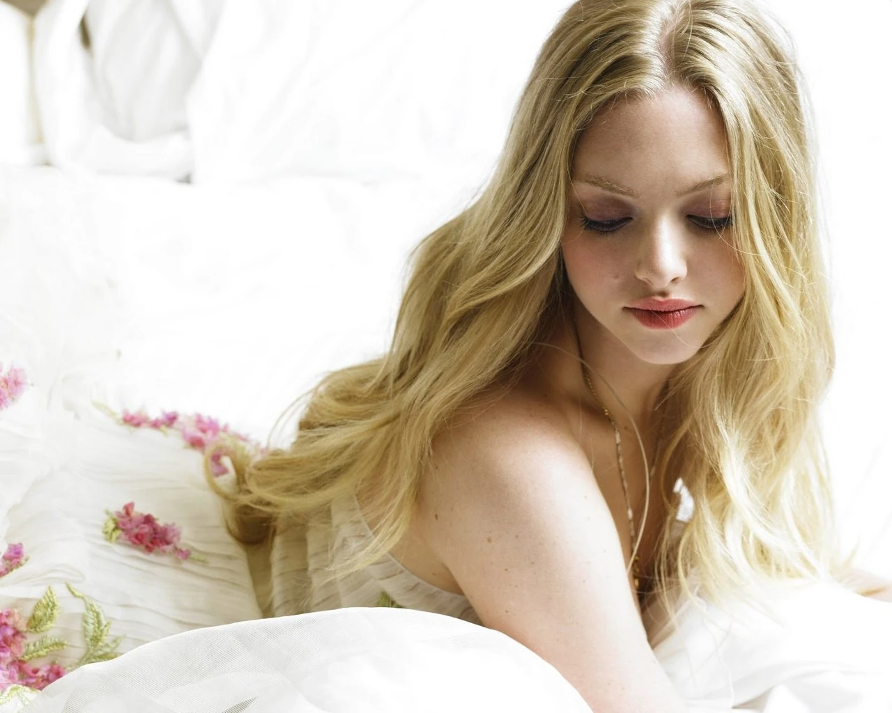 Gina Beck desktop Wallpapers