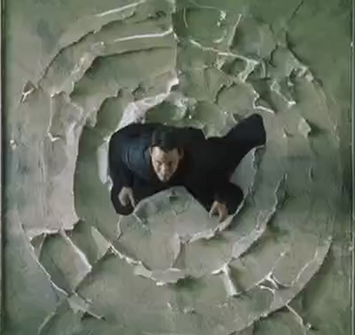 File:Neo charges towards Smith.png