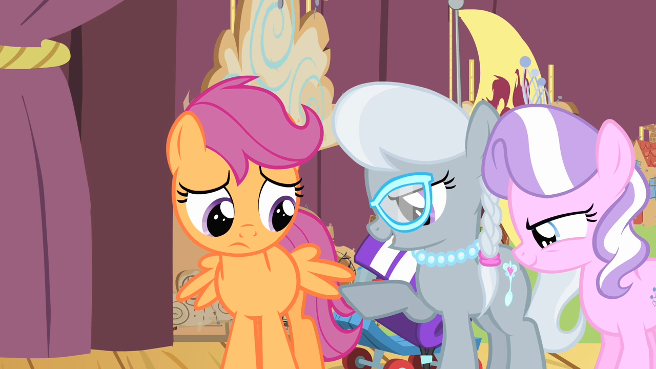 Silver_Spoon_points_at_Scootaloo%27s_wings_S4E05.png