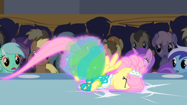 File:Fluttershy trips S1E20.png