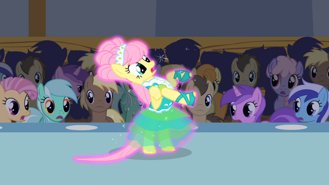 File:Fluttershy standing S1E20.png