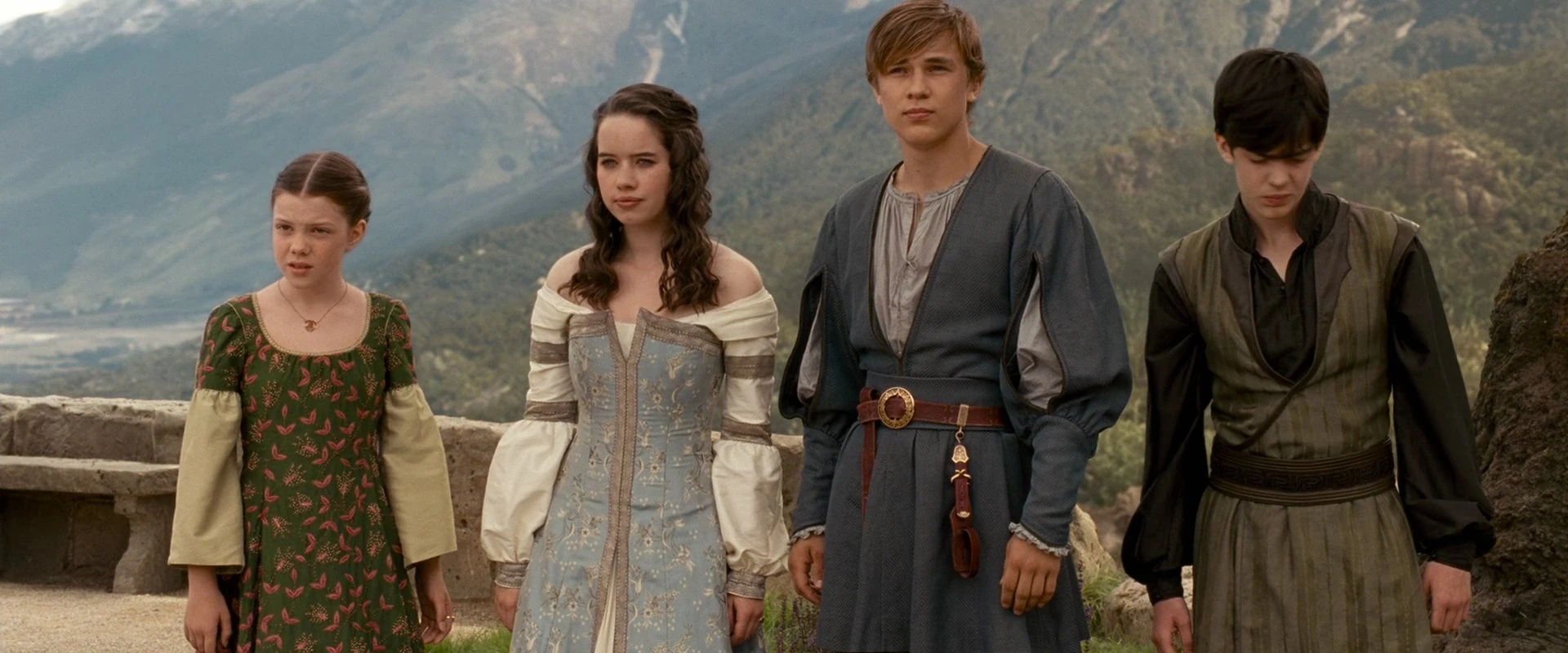 Image 56petersusanedmundlucy.jpg Wiki Narnia FANDOM powered by Wikia