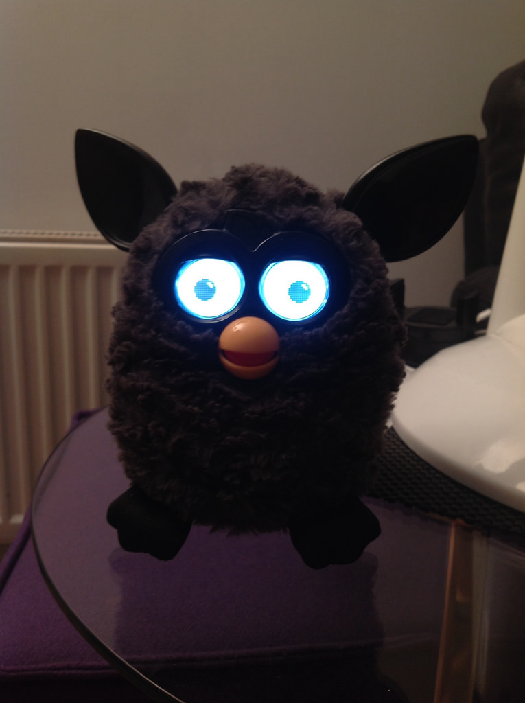 How to turn your furby evil   vidsn