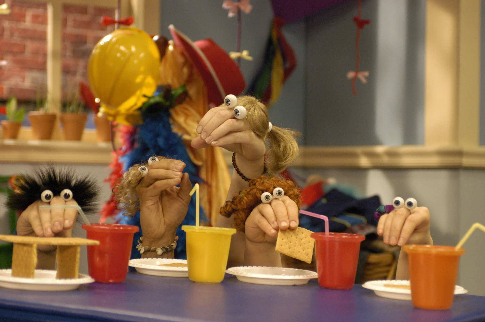 Image Noggin Oobi Uma Moppie Moppy Paula Taro Fred Hand Puppets