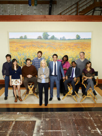 File:Cast on set.jpg
