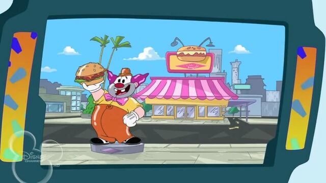 File:Slushy the Clown statue.jpg