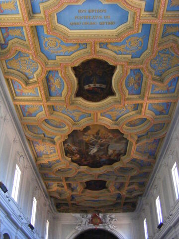File:Sant'Anastasia, Rome - ceiling.jpg