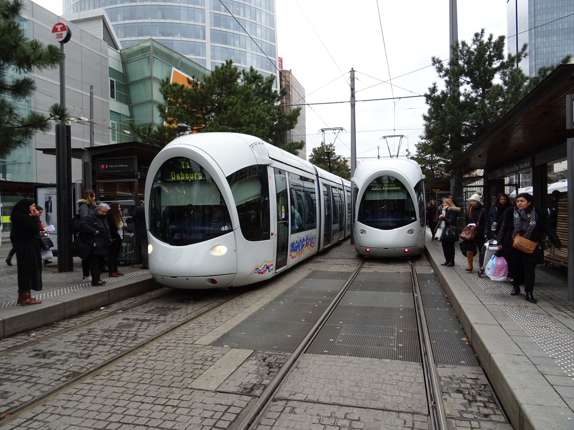 Tramway de Lyon (Ligne 1) WikiSara Fandom powered by Wikia