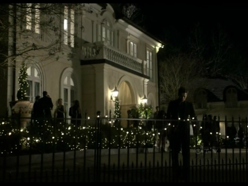 Gründerhalle Vampire Diaries Wiki FANDOM powered by Wikia