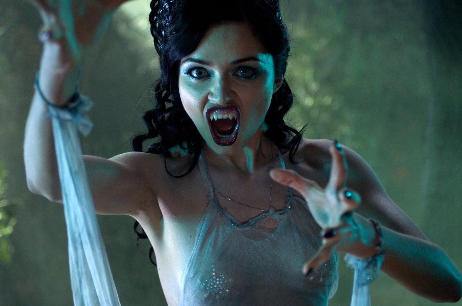 in picture pussy vibrator vampires have sex with women in movies