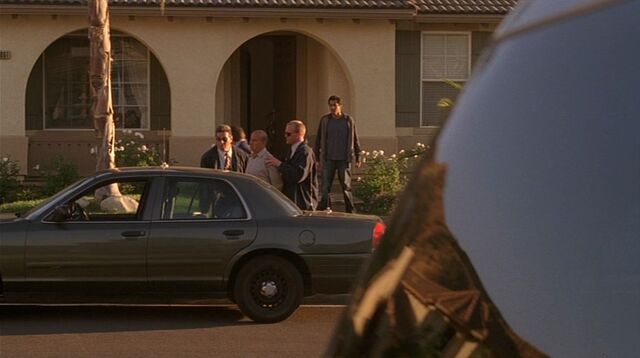 File:6x01 Amar house.jpg