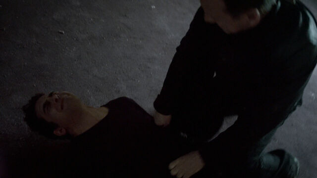 File:9x02 Kill 3.jpg