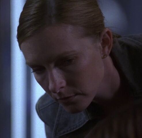 File:4x12- Erin's medic.jpg