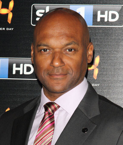 File:Colin Salmon.jpg