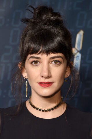 File:Sheila Vand.jpg