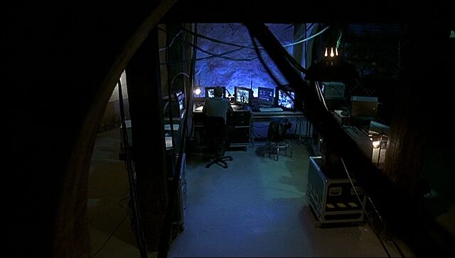 File:1x06 Gaines room.jpg