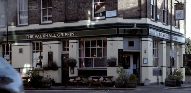 File:9x03VauxhallGriffin.jpg