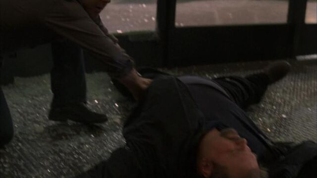 File:5x04-archer-dead.jpg